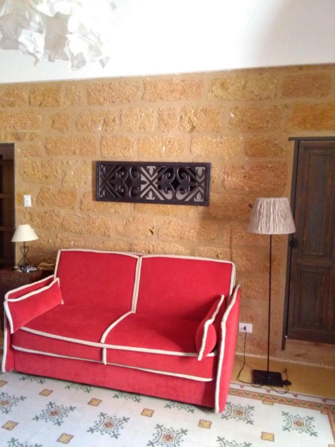 Al-Zabut Bed & Breakfast Sambuca di Sicilia Bagian luar foto