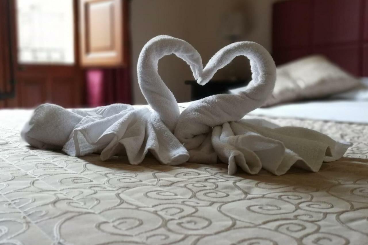Al-Zabut Bed & Breakfast Sambuca di Sicilia Bagian luar foto