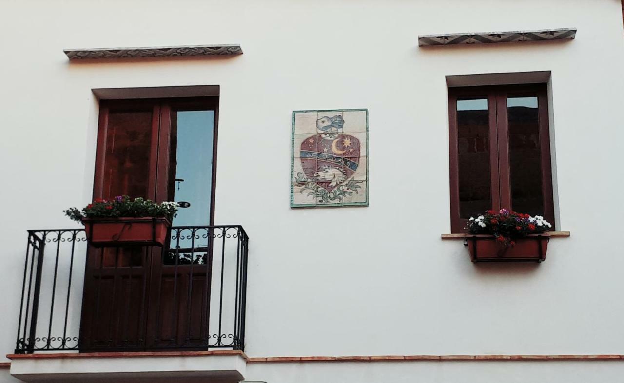 Al-Zabut Bed & Breakfast Sambuca di Sicilia Bagian luar foto