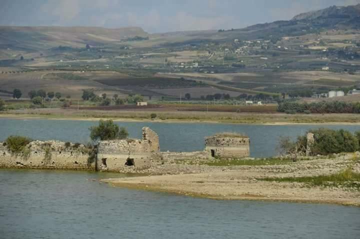 Al-Zabut Bed & Breakfast Sambuca di Sicilia Bagian luar foto